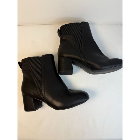 Torrid Ankle Boots Womens Size 8.5WW Black Faux Leather Block Heel Shoes - Picture 7 of 14